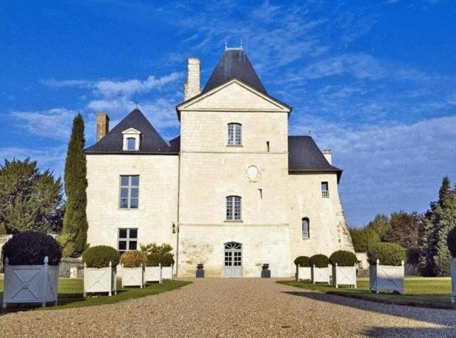 Chateau De Charge Tours Exterior photo
