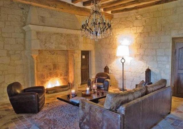 Chateau De Charge Tours Exterior photo